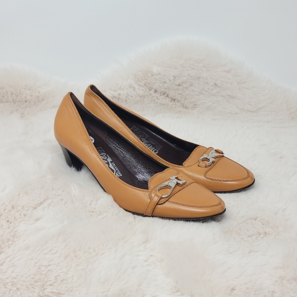 Salvatore Ferragamo Leather Heels 6.5 - Picture 2 of 7